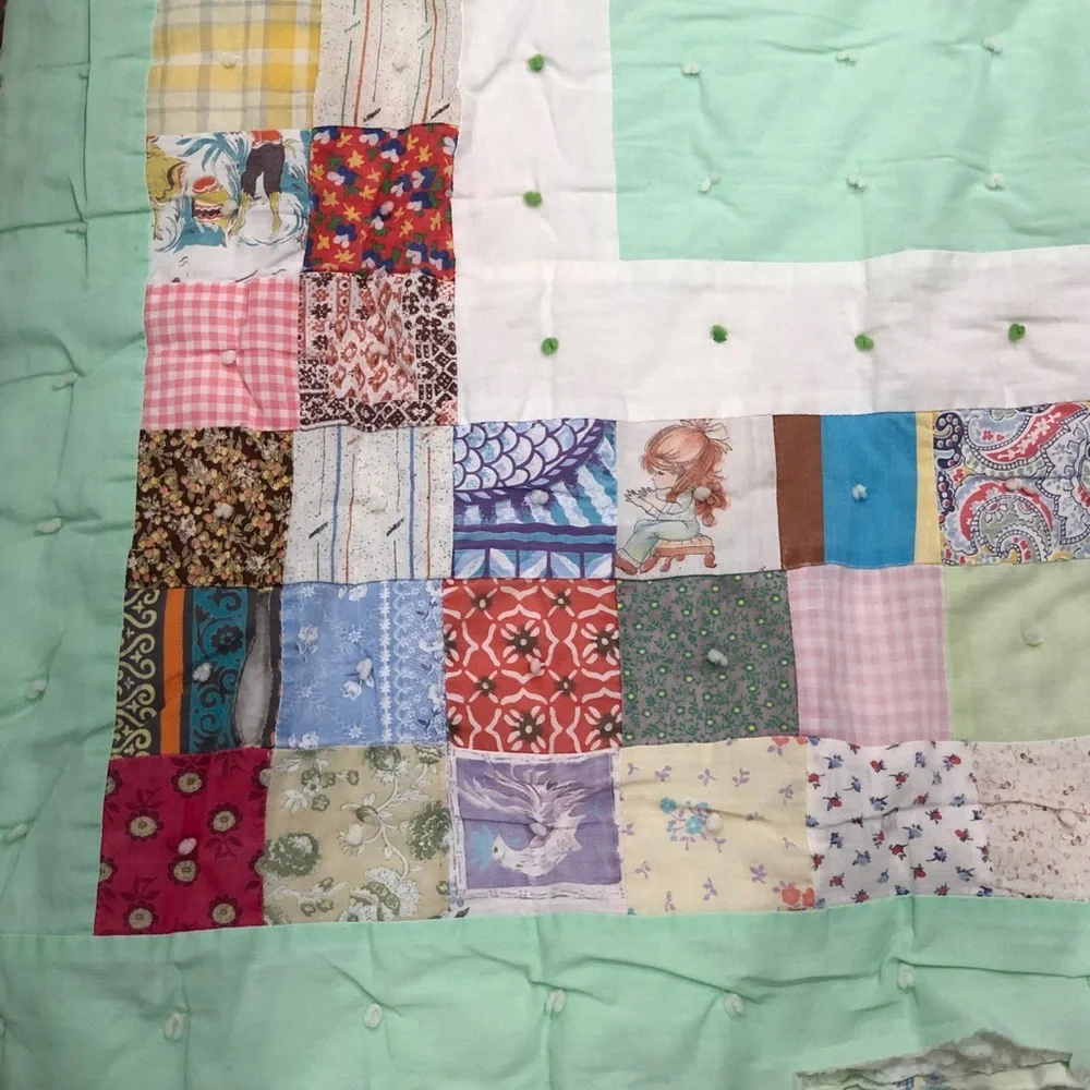 VINTAGE BABY QUILT